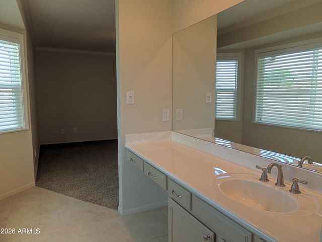 12166 S SHOSHONI Drive, Phoenix, AZ 85044