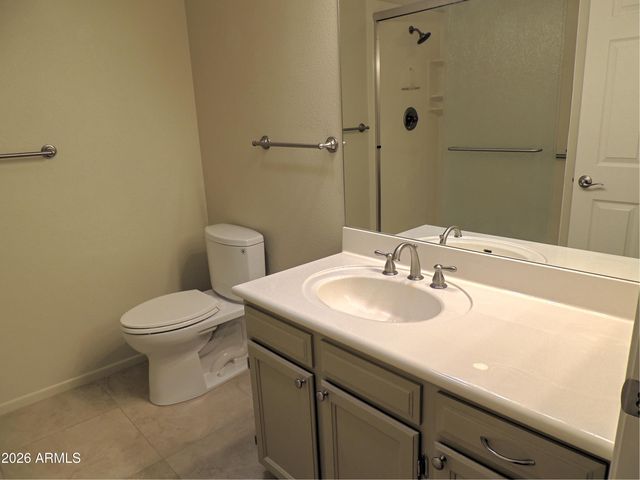 12166 S SHOSHONI Drive, Phoenix, AZ 85044