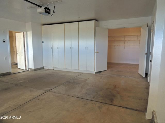 12166 S SHOSHONI Drive, Phoenix, AZ 85044