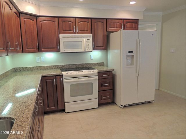 12166 S SHOSHONI Drive, Phoenix, AZ 85044
