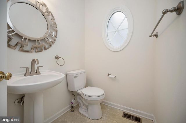 14 RIVER OAK DR, Stafford, VA 22554