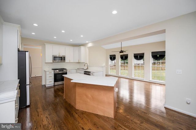 14 RIVER OAK DR, Stafford, VA 22554