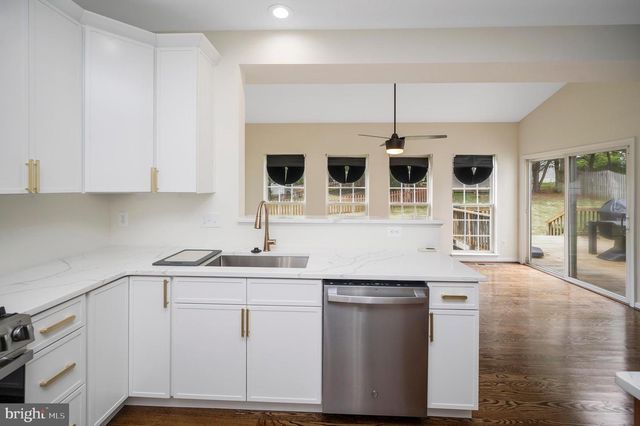 14 RIVER OAK DR, Stafford, VA 22554