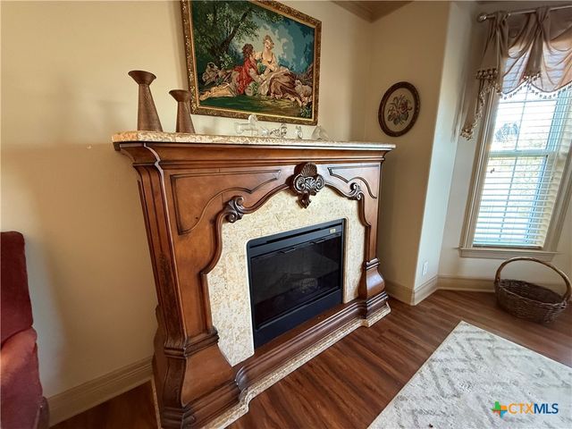 207 S Commerce Street, Port Lavaca, TX 77979