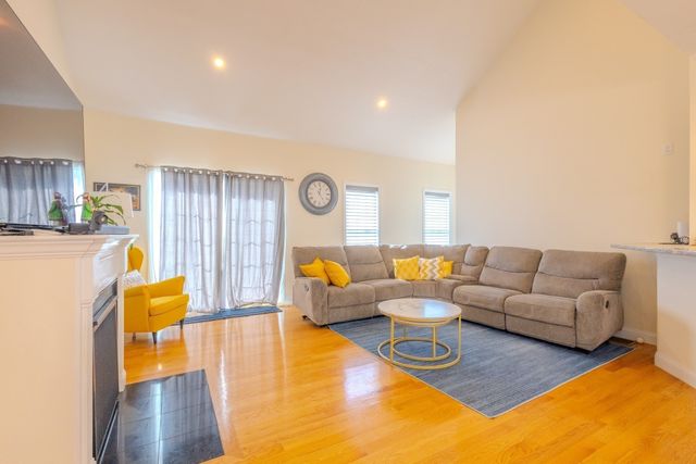 9 Lovers Lane, Bellingham, MA 02019