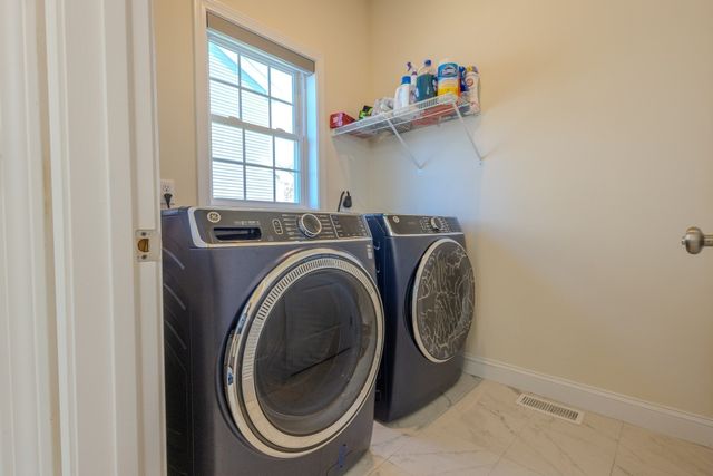 9 Lovers Lane, Bellingham, MA 02019