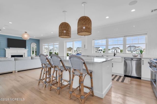 33 Amherst Drive, Bayville, NJ 08721