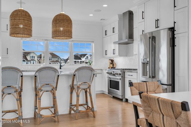 33 Amherst Drive, Bayville, NJ 08721