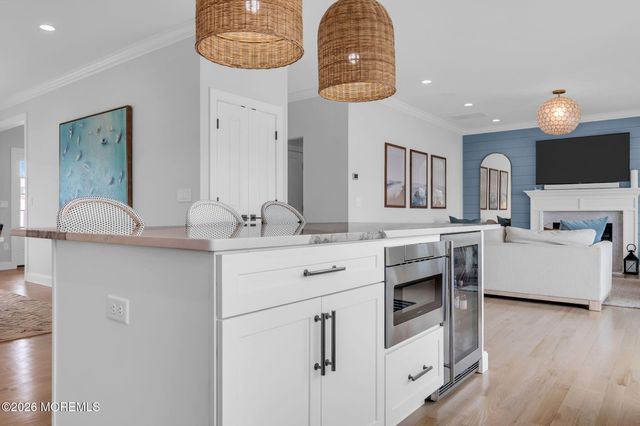 33 Amherst Drive, Bayville, NJ 08721