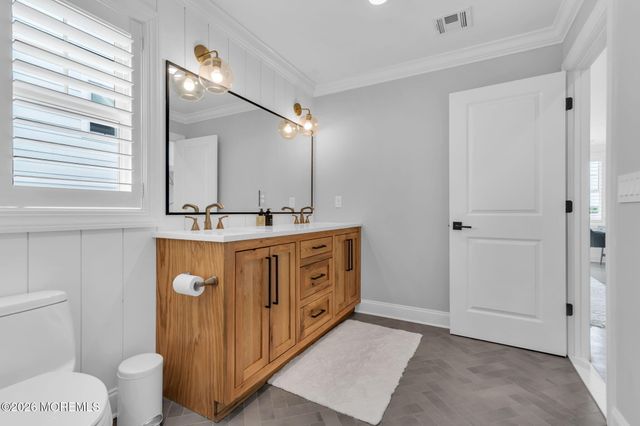 33 Amherst Drive, Bayville, NJ 08721