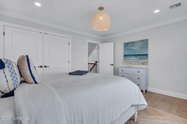 33 Amherst Drive, Bayville, NJ 08721