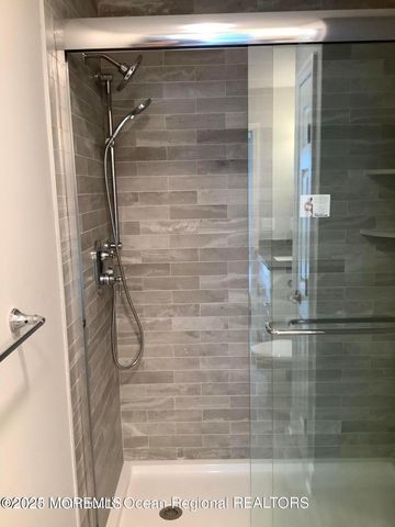 506 Harding Road 6, Freehold, NJ 07728