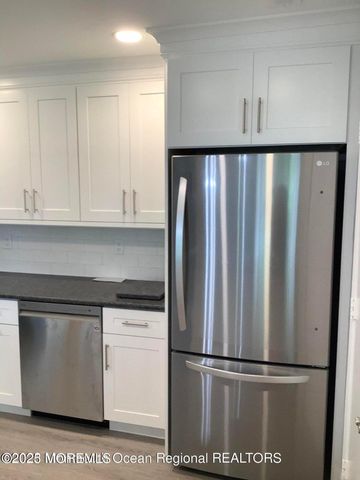 506 Harding Road 6, Freehold, NJ 07728