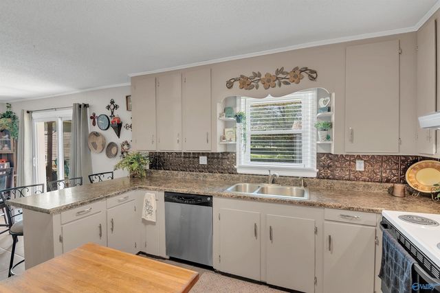 102 Springer Drive, Tuscumbia, AL 35674