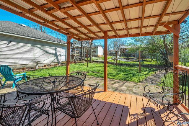 102 Springer Drive, Tuscumbia, AL 35674