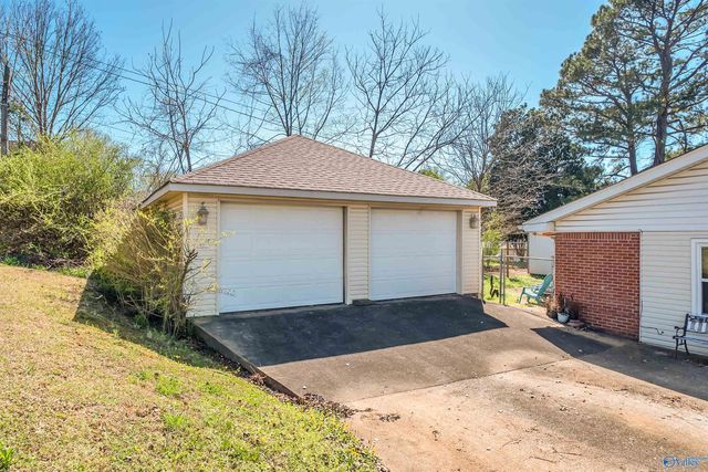 102 Springer Drive, Tuscumbia, AL 35674