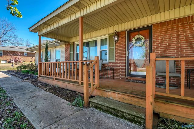 102 Springer Drive, Tuscumbia, AL 35674