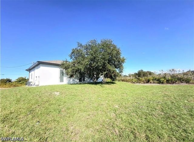 2504 71st ST W, Lehigh Acres, FL 33971