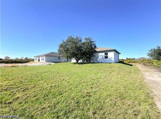 2504 71st ST W, Lehigh Acres, FL 33971