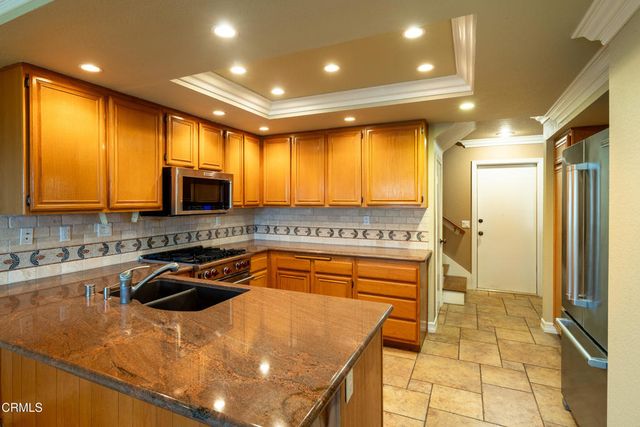 866 Congressional Road, Simi Valley, CA 93065