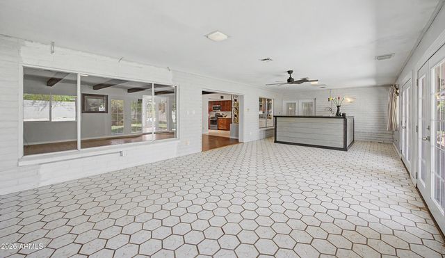 2234 E MISSOURI Avenue, Phoenix, AZ 85016