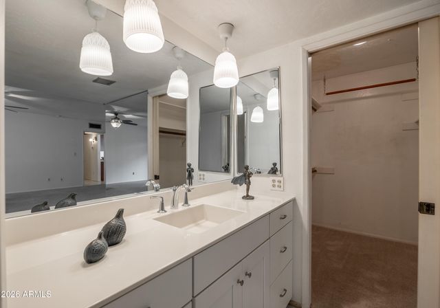 2234 E MISSOURI Avenue, Phoenix, AZ 85016