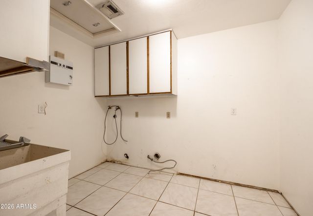 2234 E MISSOURI Avenue, Phoenix, AZ 85016