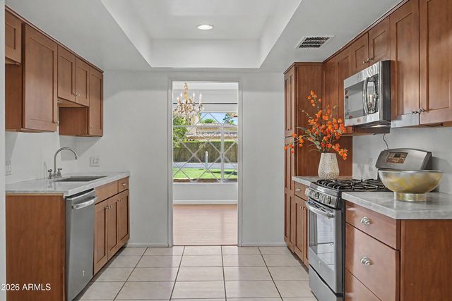 2234 E MISSOURI Avenue, Phoenix, AZ 85016