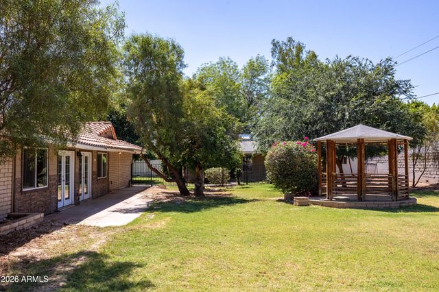 2234 E MISSOURI Avenue, Phoenix, AZ 85016