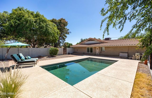 2234 E MISSOURI Avenue, Phoenix, AZ 85016
