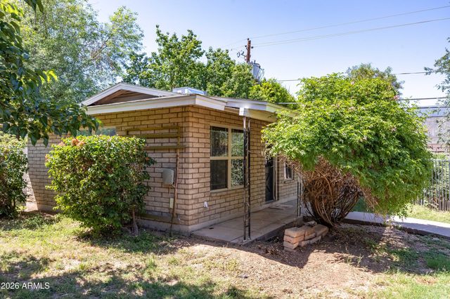2234 E MISSOURI Avenue, Phoenix, AZ 85016