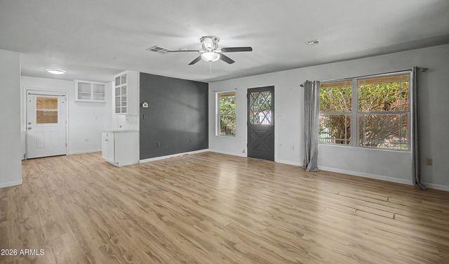 2234 E MISSOURI Avenue, Phoenix, AZ 85016
