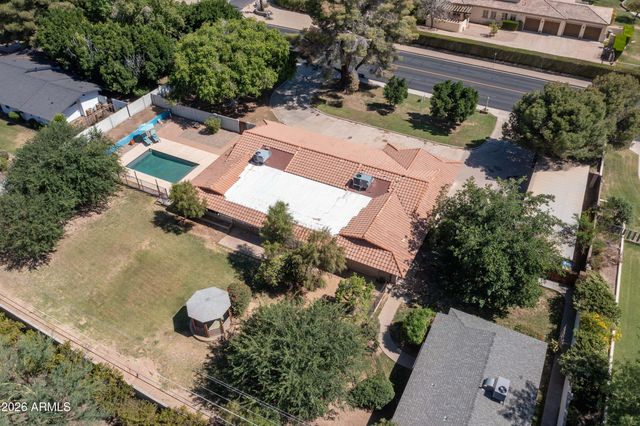 2234 E MISSOURI Avenue, Phoenix, AZ 85016