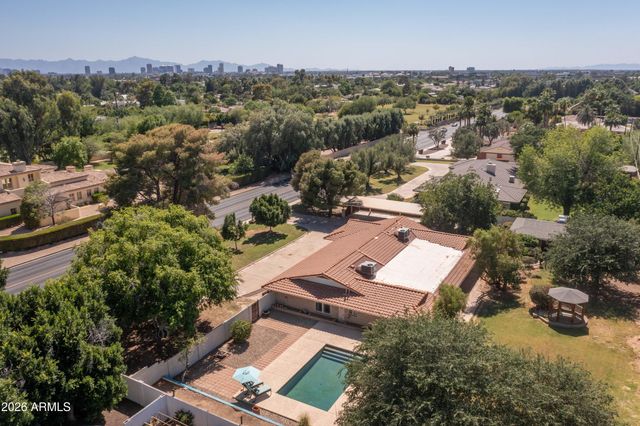 2234 E MISSOURI Avenue, Phoenix, AZ 85016