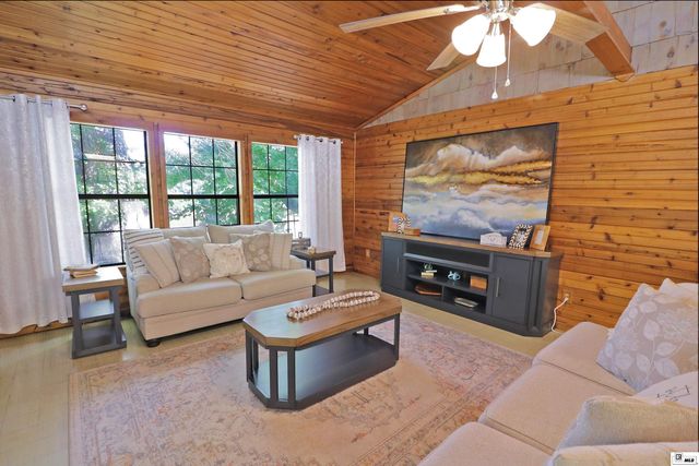 183 VANTLEY BEND ROAD, Columbia, LA 71418