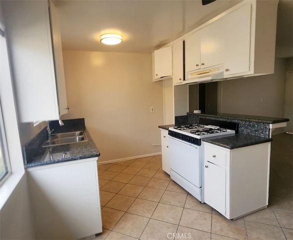 2409 Inglewood Ave., Redondo Beach, CA 90278