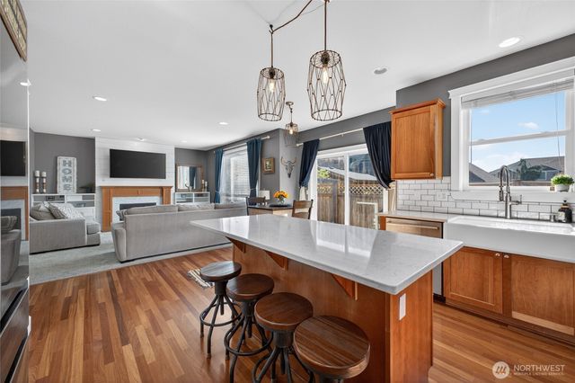 17104 138th Avenue Ct E, Puyallup, WA 98374