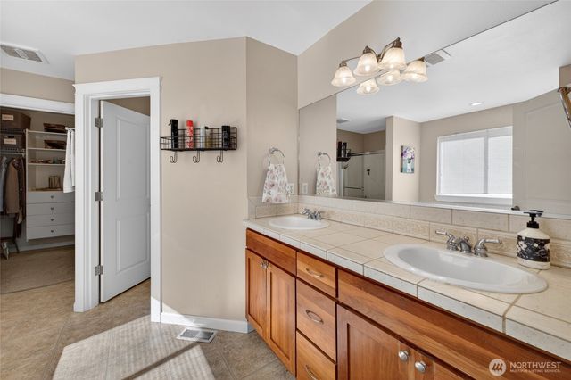 17104 138th Avenue Ct E, Puyallup, WA 98374