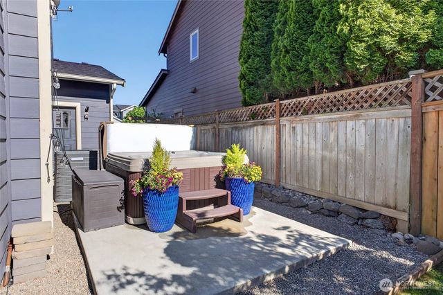 17104 138th Avenue Ct E, Puyallup, WA 98374
