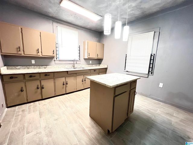 3125 ASPEN AVENUE, Birmingham, AL 35221