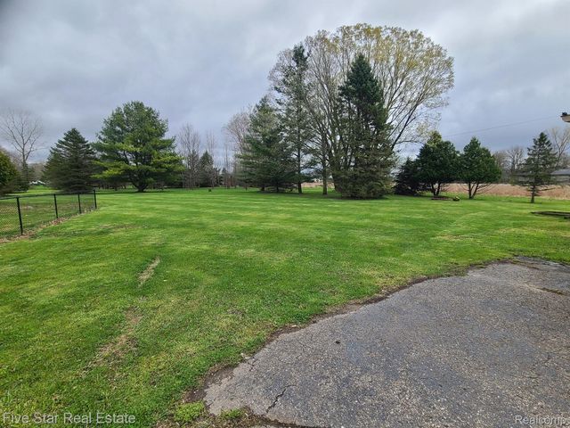 24800 DAYTON Road, Armada Twp, MI 48005