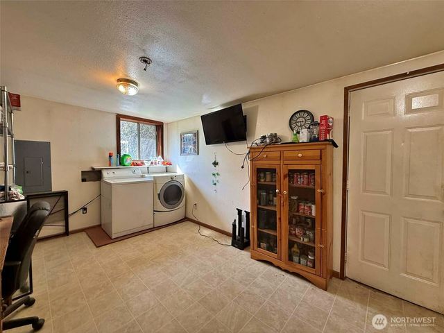 360 Peters Road, Randle, WA 98377