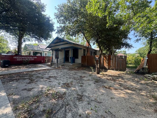 1130 W Mulberry, San Antonio, TX 78201