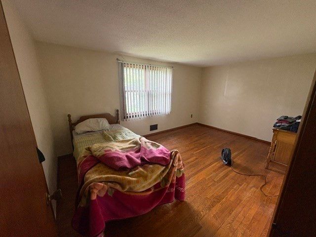 38 Hilton Street, Somerset, MA 02725