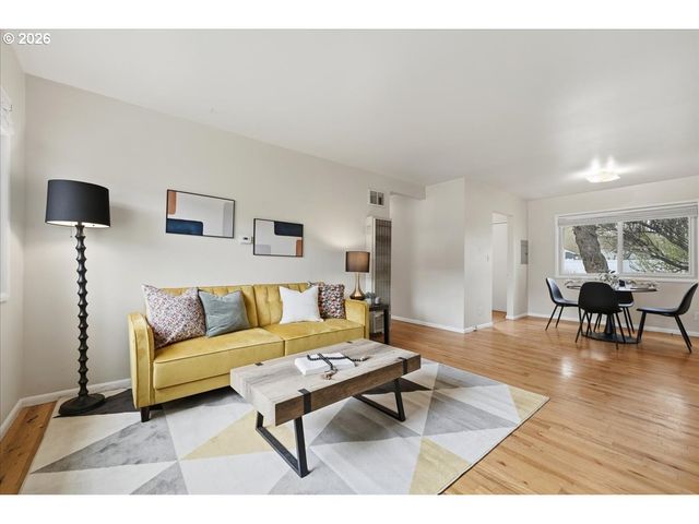 7704 Se HAROLD St Se, Portland, OR 97206