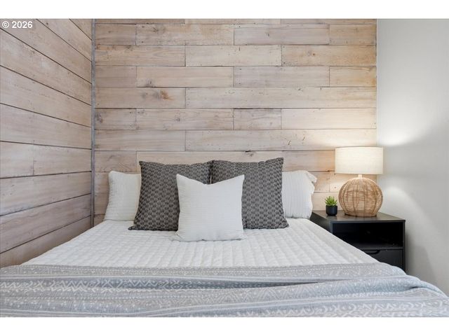 7704 Se HAROLD St Se, Portland, OR 97206