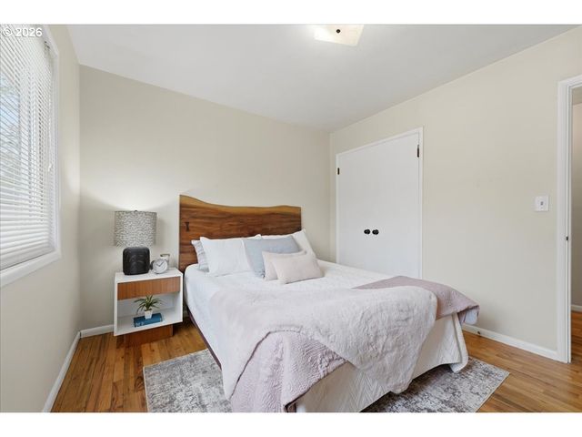 7704 Se HAROLD St Se, Portland, OR 97206