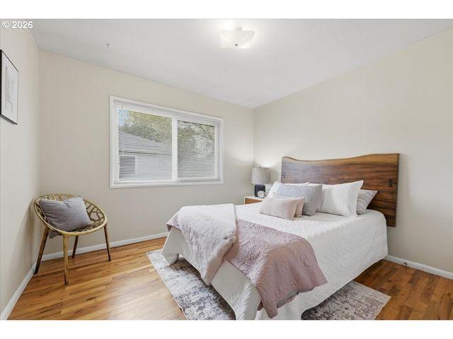 7704 Se HAROLD St Se, Portland, OR 97206