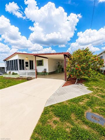 3404 Rainbow LN, North Fort Myers, FL 33903