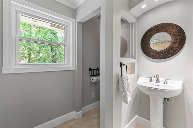 1619 Moncrief Circle, Decatur, GA 30033